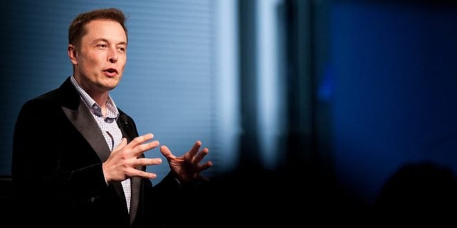 Elon Musk critica gli ultimi aggiornamenti di iOS: “La posta elettronica non funziona più”