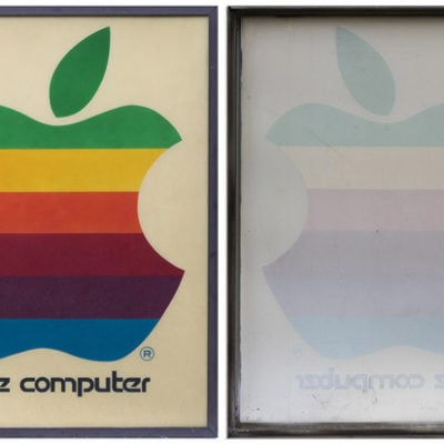 Insegna vintage di Apple finisce all’asta