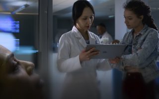Il quarto episodio di Storie Incredibili è disponibile su Apple TV+