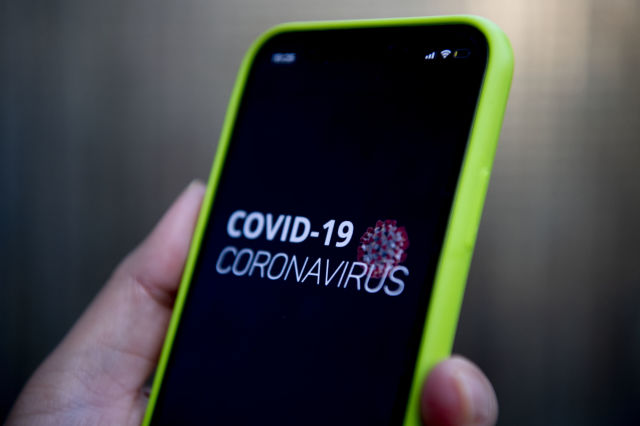 smartphone covid