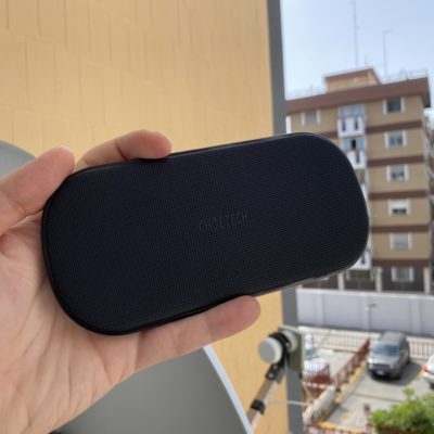 Ricaricare l’iPhone e gli AirPods insieme: nessun problema con questa basetta di CHOETECH
