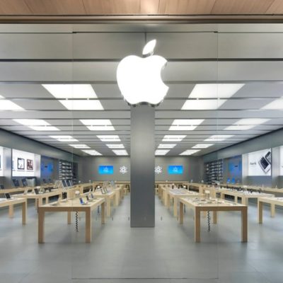 Apple vuole offrire il lavoro ibrido ai dipendenti degli Apple Store