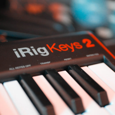 iRig Keys 2: la tastiera MIDI perfetta per iPhone e iPad – RECENSIONE