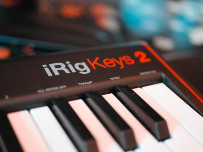 iRig Keys 2: la tastiera MIDI perfetta per iPhone e iPad – RECENSIONE