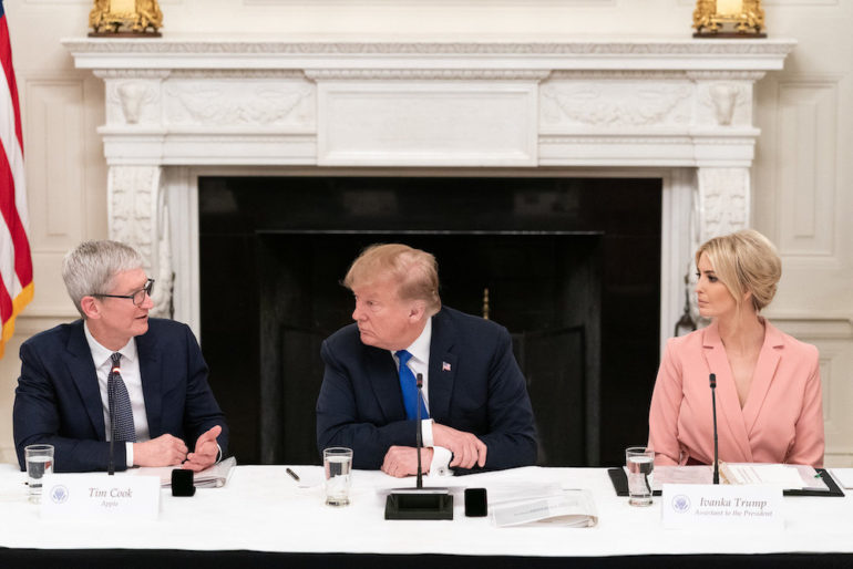 tim cook casa bianca