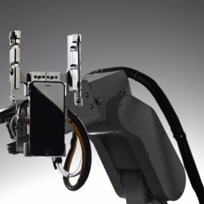 Apple ha scoperto che gli umani – a volte – sono meglio dei robot