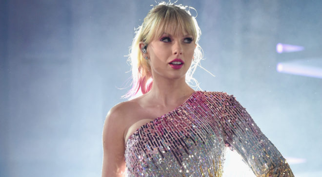 Taylor Swift, “Folklore” da record su Apple Music