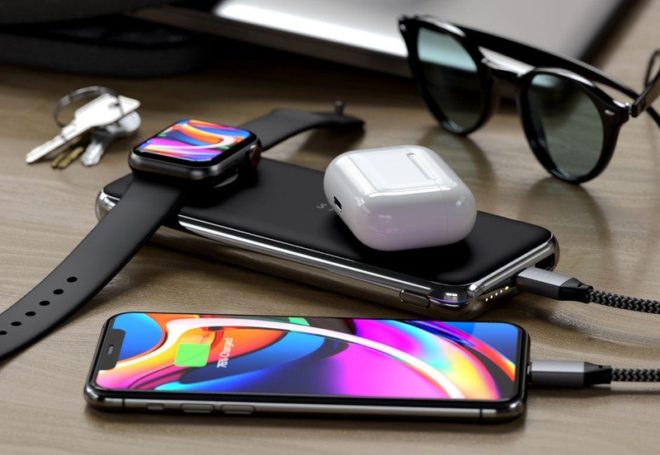 Satechi Quatro Wireless, il power bank che ricarica iPhone, AirPods e Apple Watch