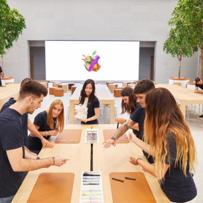 Negli Apple Store arrivano gli interpreti della lingua dei segni per offrire migliore assistenza