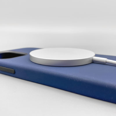 Apple spiega che iPhone 12 e accessori MagSafe possono interferire con i dispositivi medici