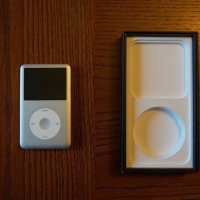 C’è un iPod “nascosto” nella confezione di iPhone 12