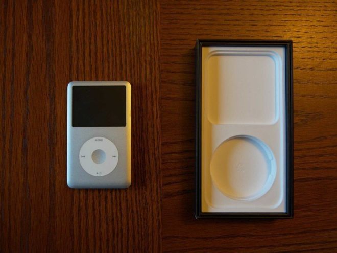 C’è un iPod “nascosto” nella confezione di iPhone 12