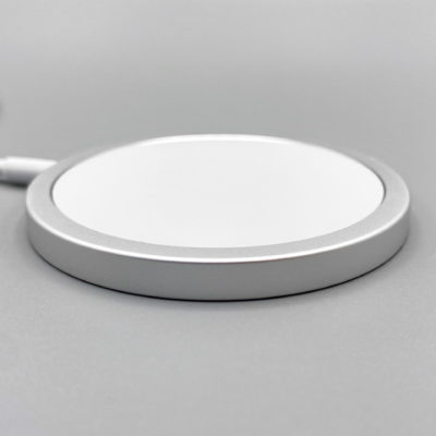 No, il caricatore MagSafe sui vecchi iPhone non è una buona idea