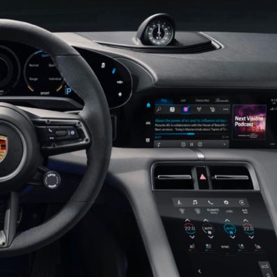 Porsche Taycan EV: novità per Apple Music e arriva Apple Podcast