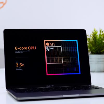 Recensione MacBook Pro 13″ con Chip M1: un piccolo MOSTRO di POTENZA! – VIDEO