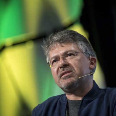 Bob Mansfield abbandona Apple e Project Titan