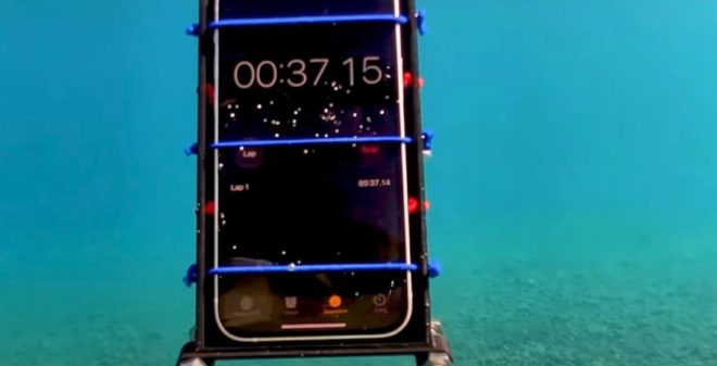 iPhone 12 in profondità, quanto resiste all’acqua?