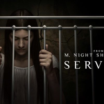 M. Night Shyamalan ci porta nuovamente “dietro le quinte” di Servant