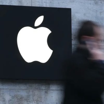 Apple denuncia un ex dipendente per aver condiviso segreti commerciali con i media