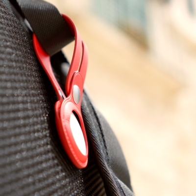 Arrestato un uomo che ha tentato di seguire la sua vittima tramite AirTag