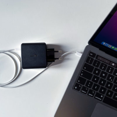 Il caricatore per tutte le esigenze? Ecco Aukey Omnia 90W