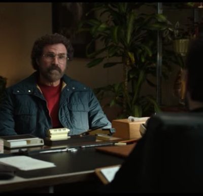 Apple pubblica il trailer della serie The Shrink Next Door