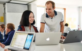 Apple annuncia due iniziative dedicate al coding