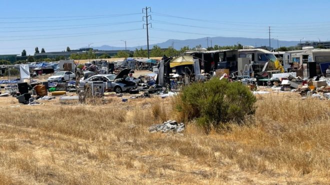 Apple deve risolvere un problema con i senzatetto a San Jose