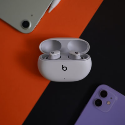 Recensione Beats Studio Buds: meglio delle AirPods Pro? – VIDEO