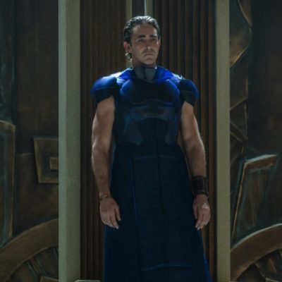 Apple svela il nuovo trailer di Foundation