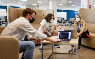 Apple investe ancora nella Developer Academy di Napoli