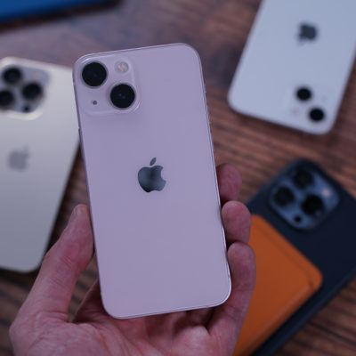 iPhone 13 mini: ricarica tramite MagSafe limitata a 12W