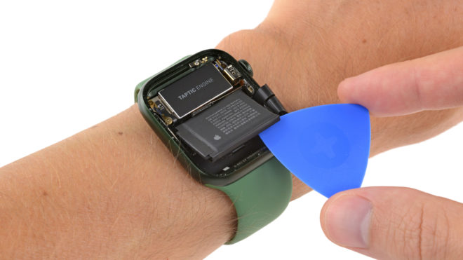 iFixit smonta l’Apple Watch Series 7 e spiega i motivi dei ritardi di produzione