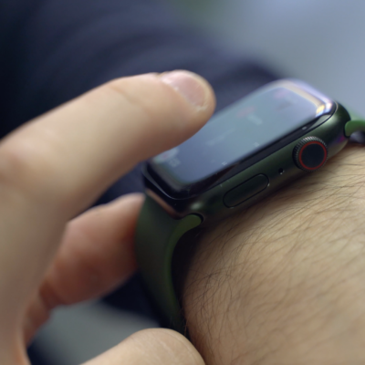 Apple Watch: sensori di glucosio e pressione sanguigna ancora lontani