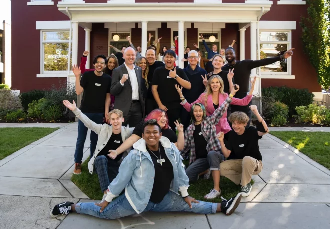 Tim Cook nello Utah per incontrare sviluppatori e comunità LGBTQ+