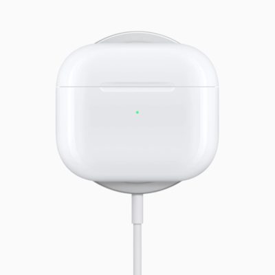 Gli AirPods Pro ora hanno la custodia di ricarica MagSafe