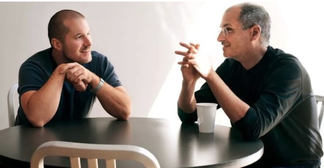 Jony Ive ricorda Steve Jobs a 10 anni dalla sua morte
