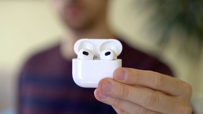 Recensione AirPods 3: nuova forma, nuove funzioni, ma… – VIDEO