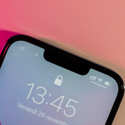 ARMORITE: la protezione estrema per il display di iPhone in sconto Black Friday