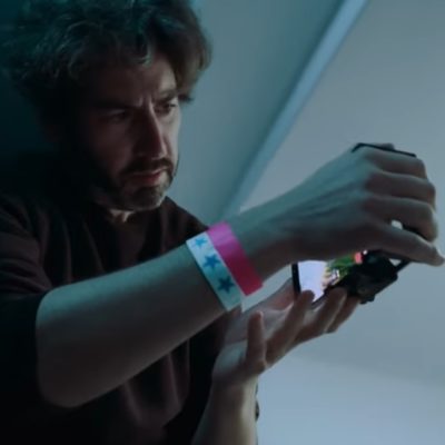 Apple pubblica il dietro le quinte del video natalizio “Saving Simon”