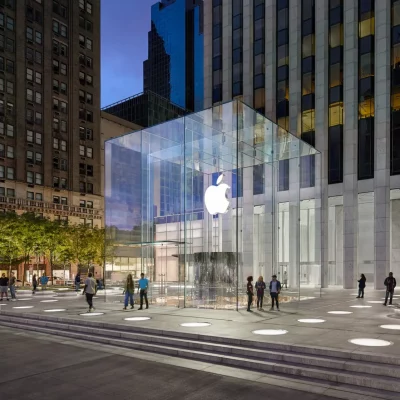 Variante Omicron, Apple chiude tutti gli store di New York