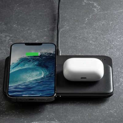 Nomad lancia Base Station Hub con allineamento magnetico