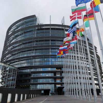 Apple vince in Europa: stop alla tassa sui servizi digitali