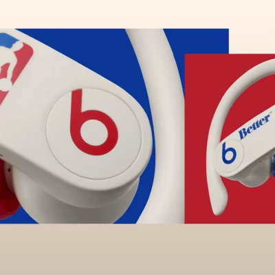 Apple celebra i 75 anni della NBA con un’edizione speciale dei Beats Powerbeats Pro