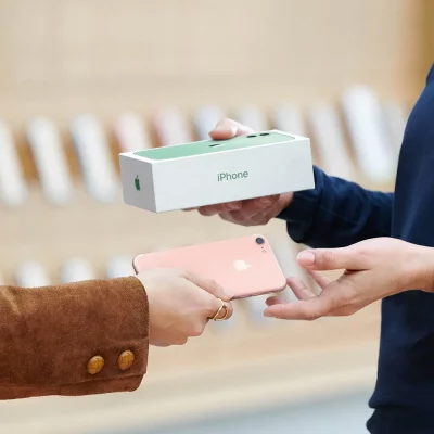 Permute smartphone, guadagni record per gli utenti soprattutto grazie agli iPhone