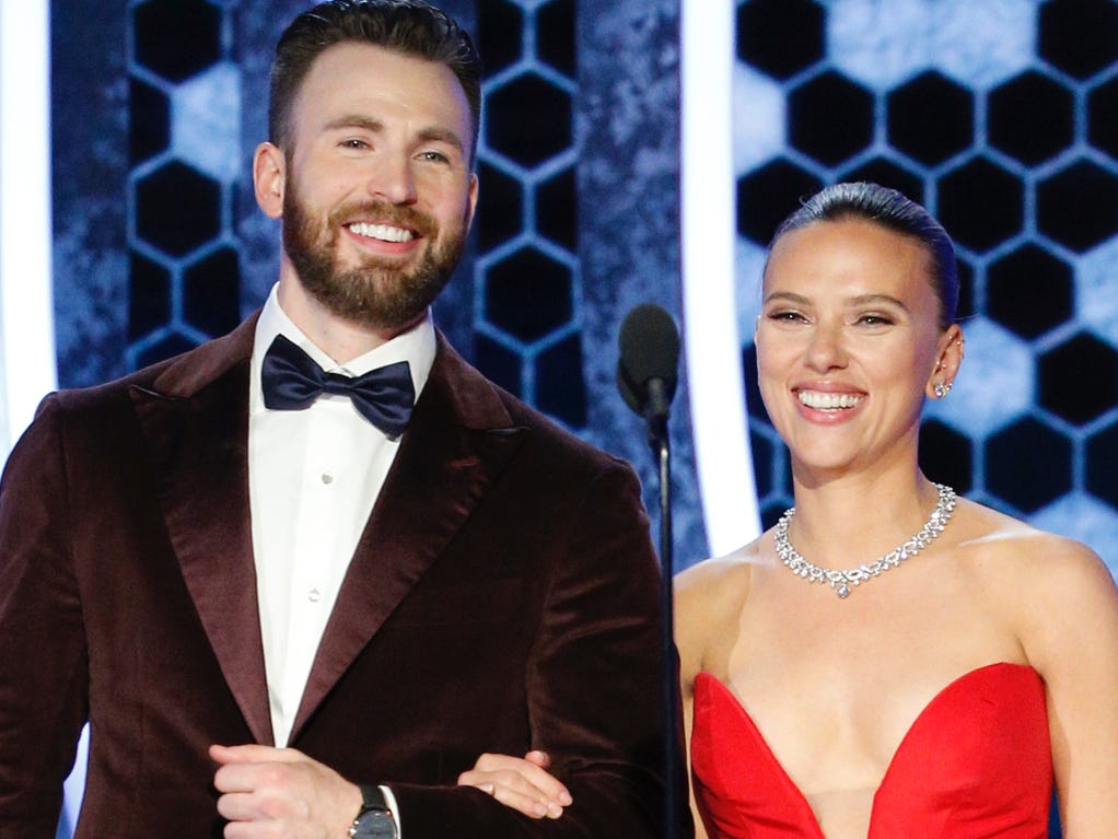 Scarlett Johansson e Chris Evans