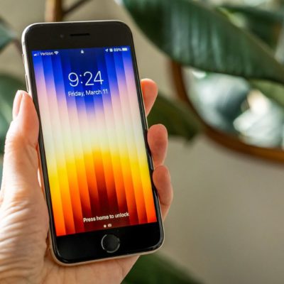 Gli ordini di iPhone SE 5G e AirPods rimangono stabili