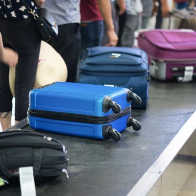 AirTag contro Tracker GPS: ecco come non perdere la valigia in viaggio