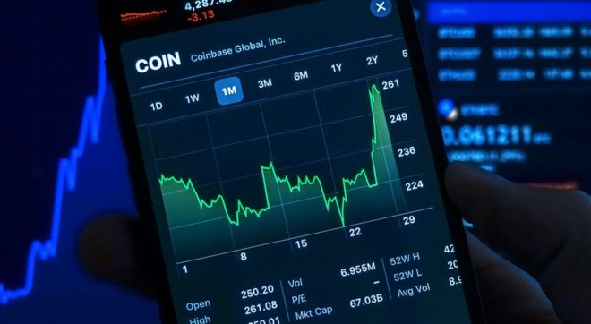 Il CEO di Coinbase critica le limitazioni dell’App Store per le app di criptovalute