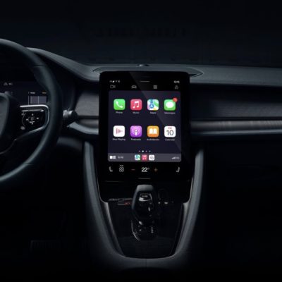 Gli utenti con CarPlay ascoltano principalmente la radio AM/FM